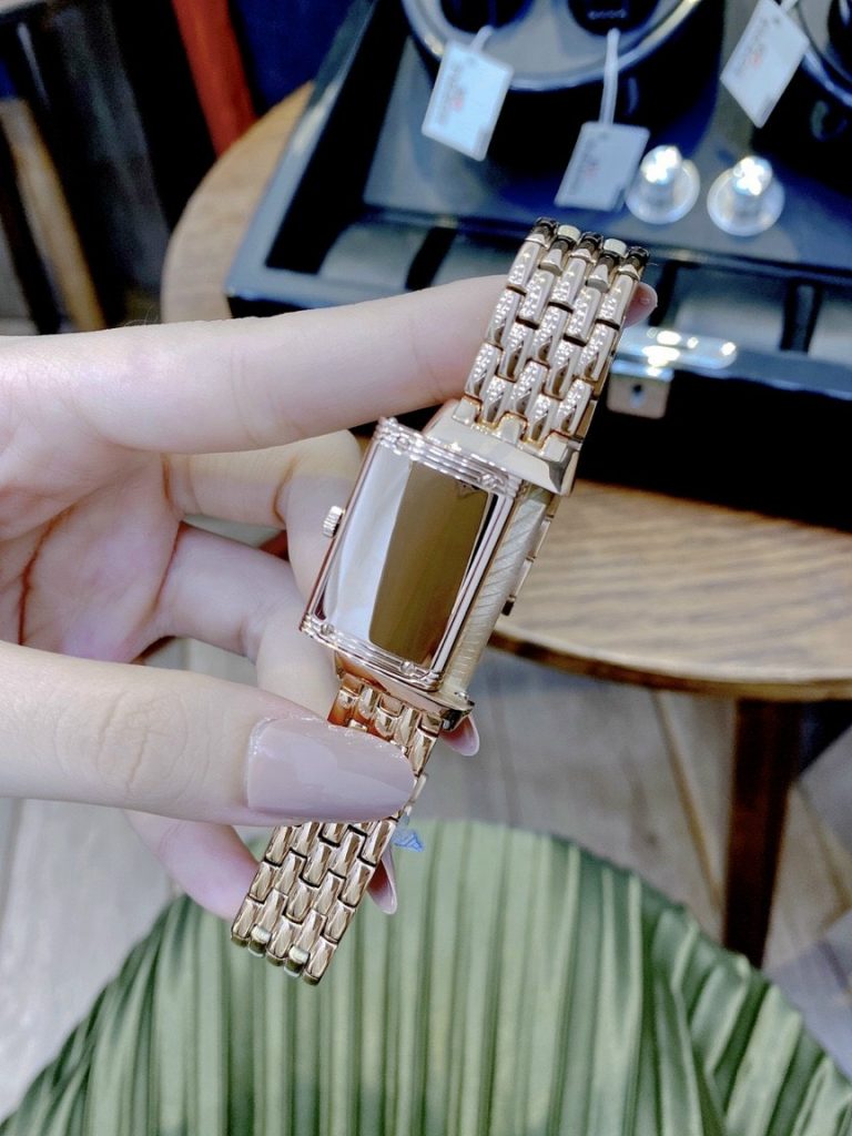 Đồng hồ Jaeger Lecoultre nữ dây kim loại