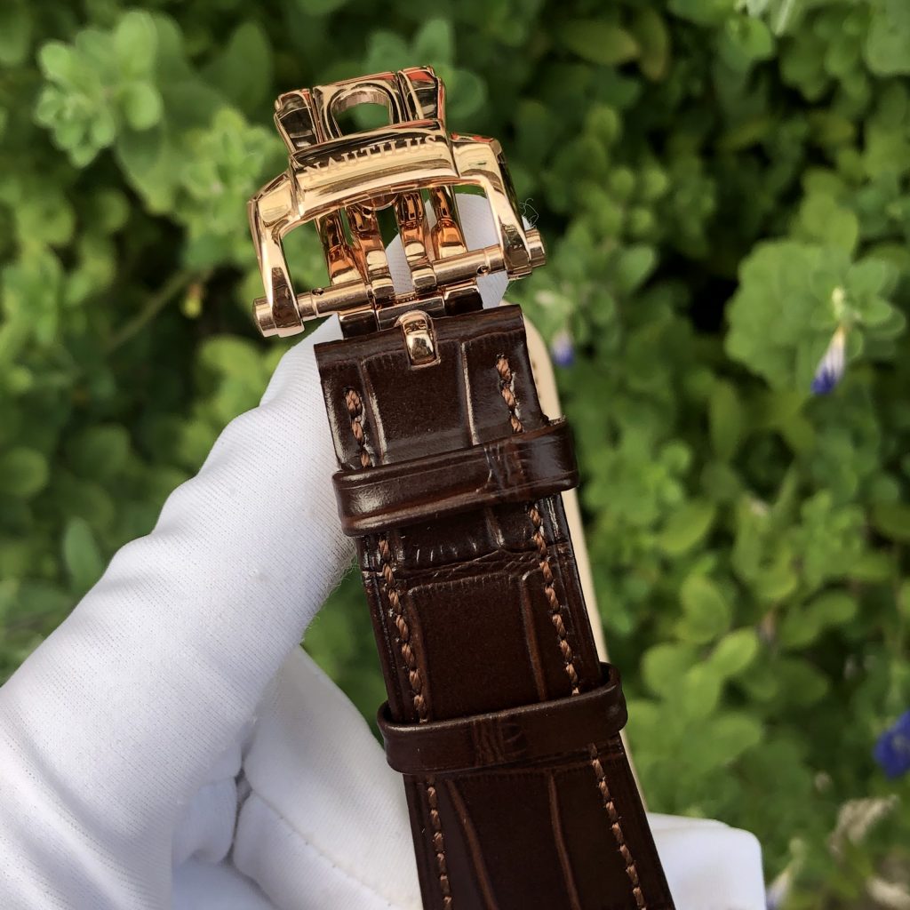 Đồng hồ Patek Philippe dây da màu nâu