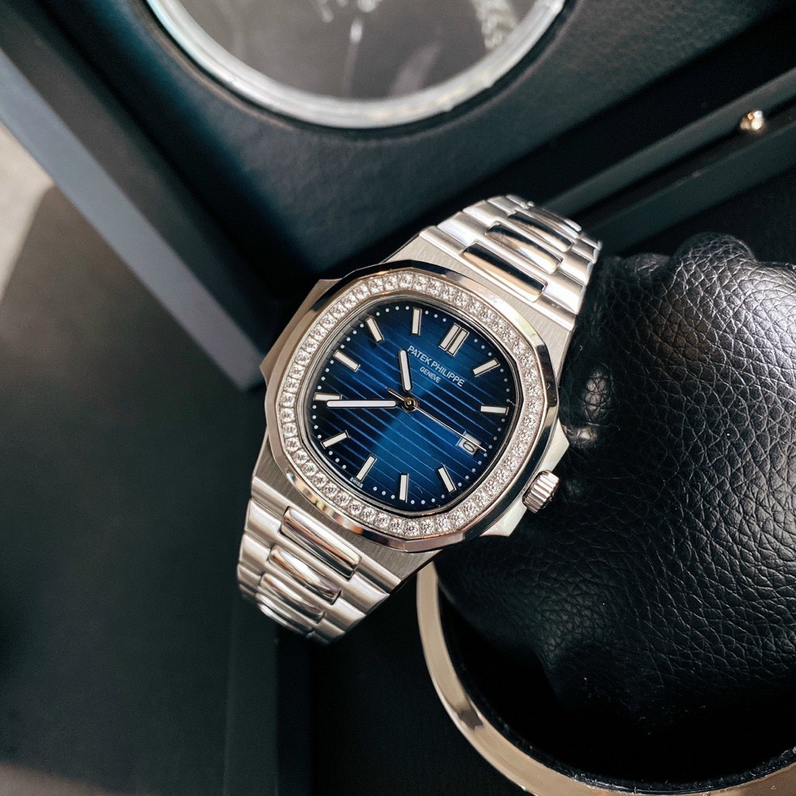 Đồng hồ Patek Philippe nam dây kim loại Đồng hồ Patek Philippe nam dây kim loại