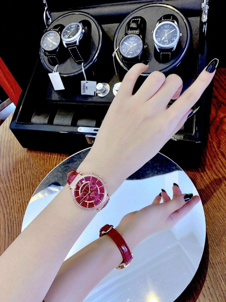 Đồng hồ SWarovski nữ đính đá