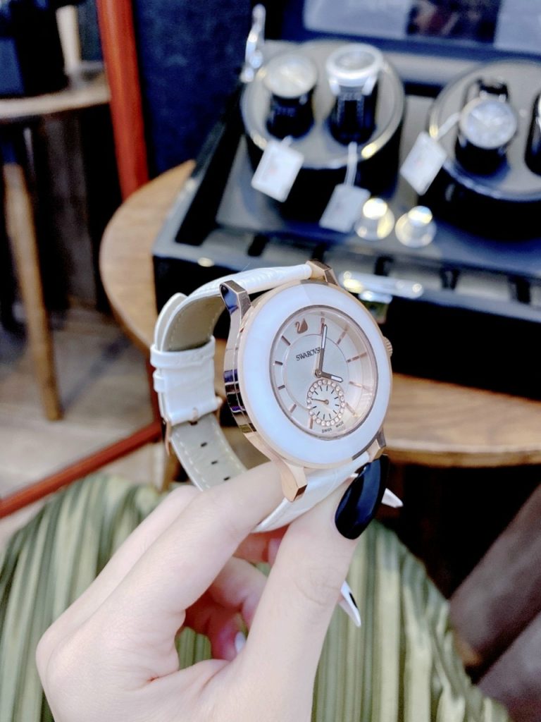 Đồng hồ Swarovski nữ