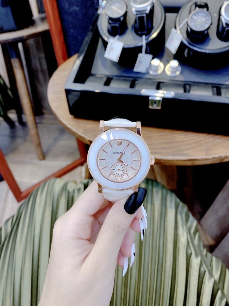Đồng hồ Swarovski nữ đính đá