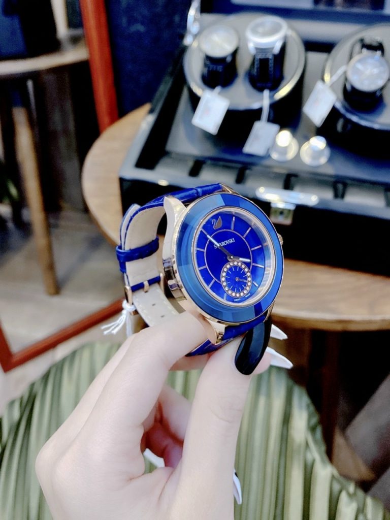 Đồng hồ Swarovski nữ đính đá