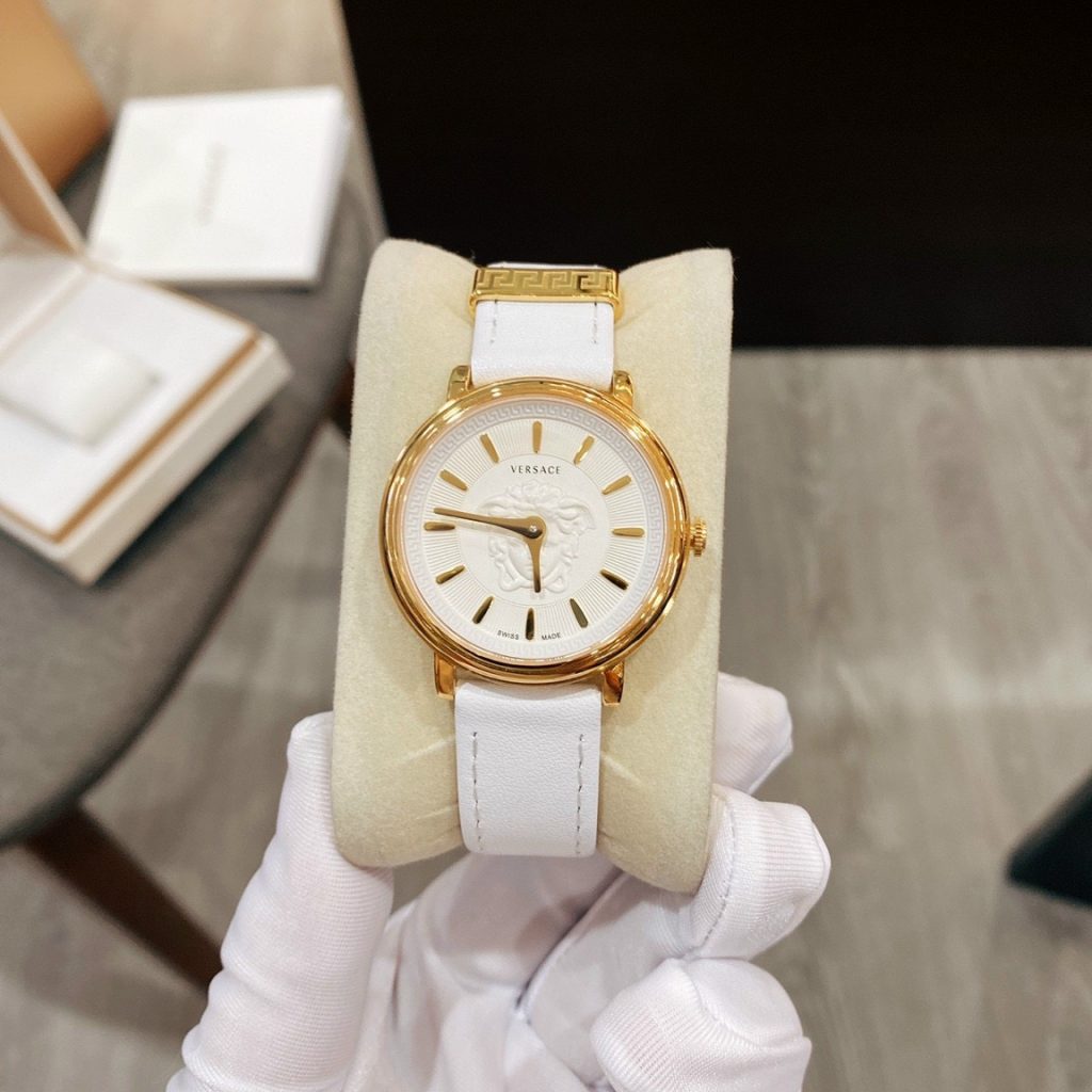 Đồng hồ Versace nữ dây da màu trắng