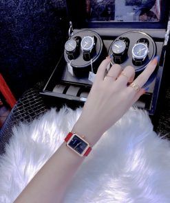 Đồng hồ Chanel nữ mặt chữ nhật