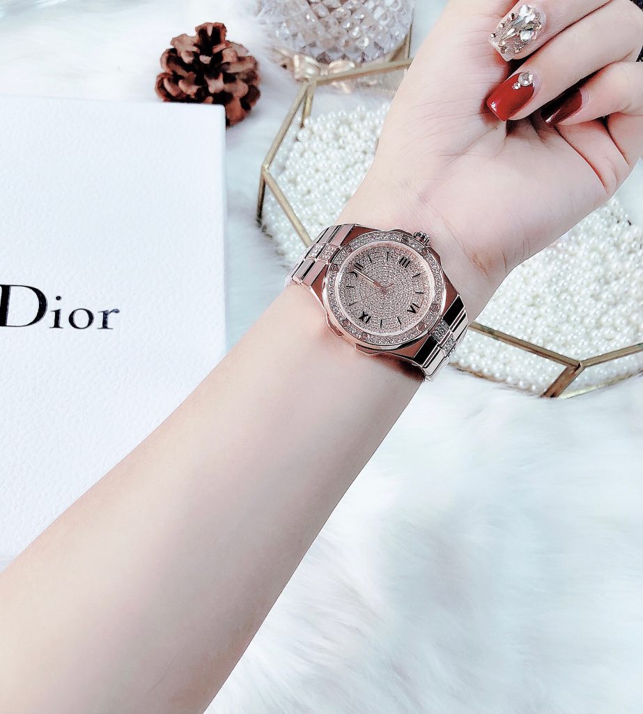 Đồng hồ Davena nữ dây kim loại