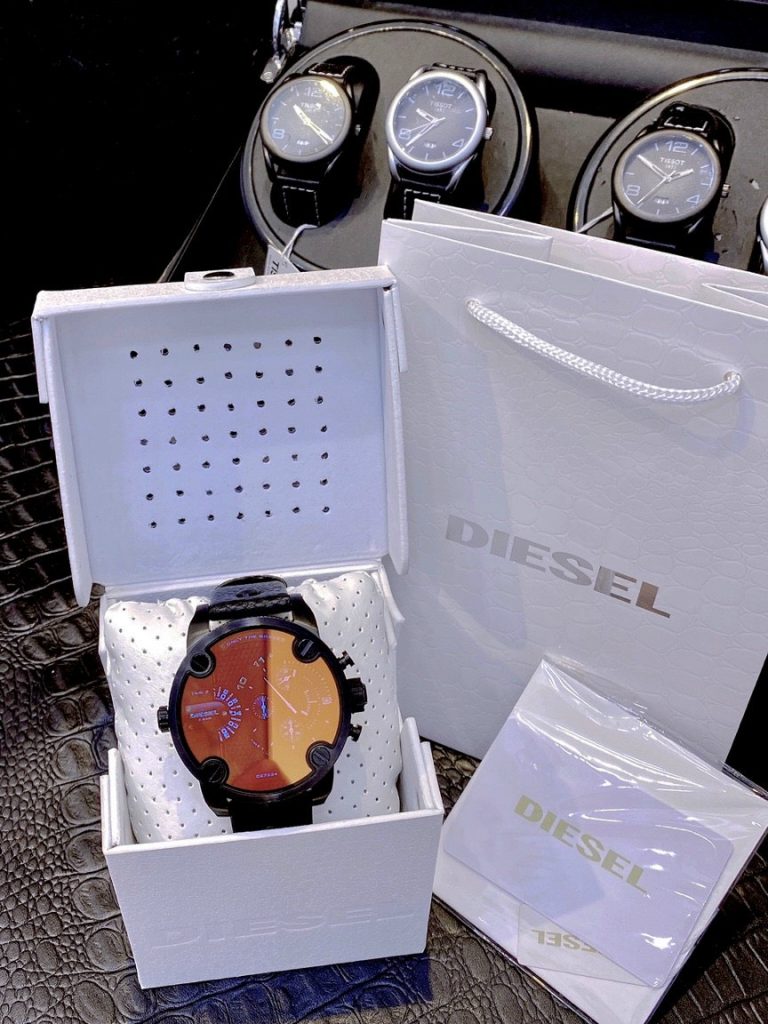 Đồng hồ Diesel DZ7334