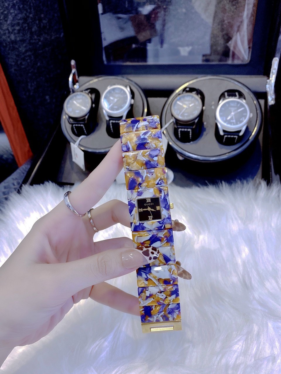 Đồng hồ Gucci nữ siêu cấp Đồng hồ Gucci nữ siêu cấp