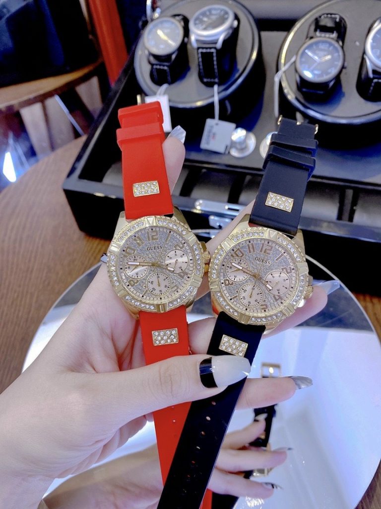 Đồng hồ Guess