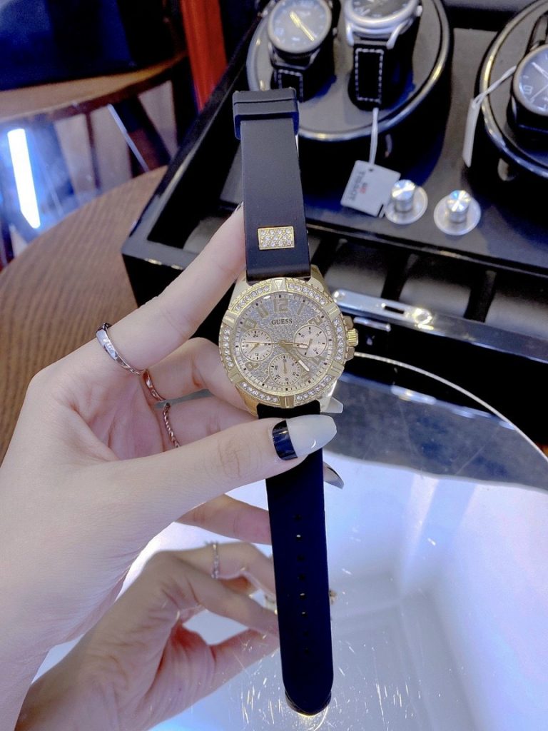 Đồng hồ Guess W1160L1