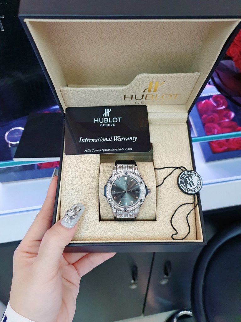 Đồng hồ Hublot đính đá