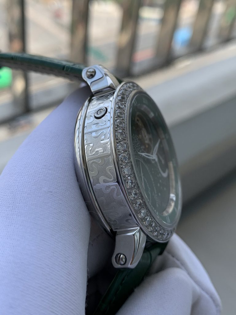 Đồng hồ Patek Philippe nam đính đá