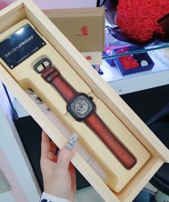 Đồng hồ SevenFriday automatic