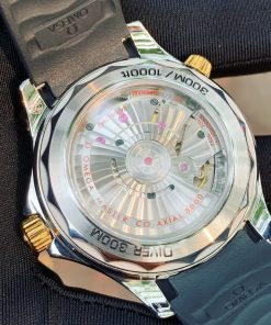 Đồng hồ cơ nam Omega