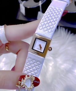 Đồng hồ nữ đẹp Chanel