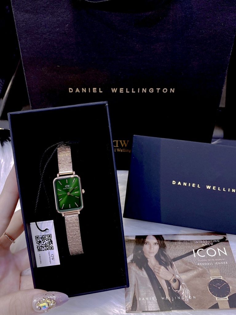 Đồng hồ Daniel Wellington nữ dây kim loại