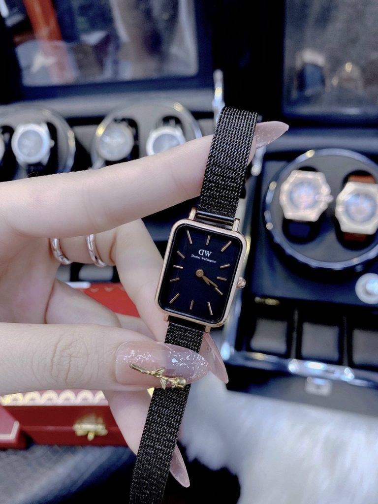 Đồng hồ Daniel Wellington xách tay