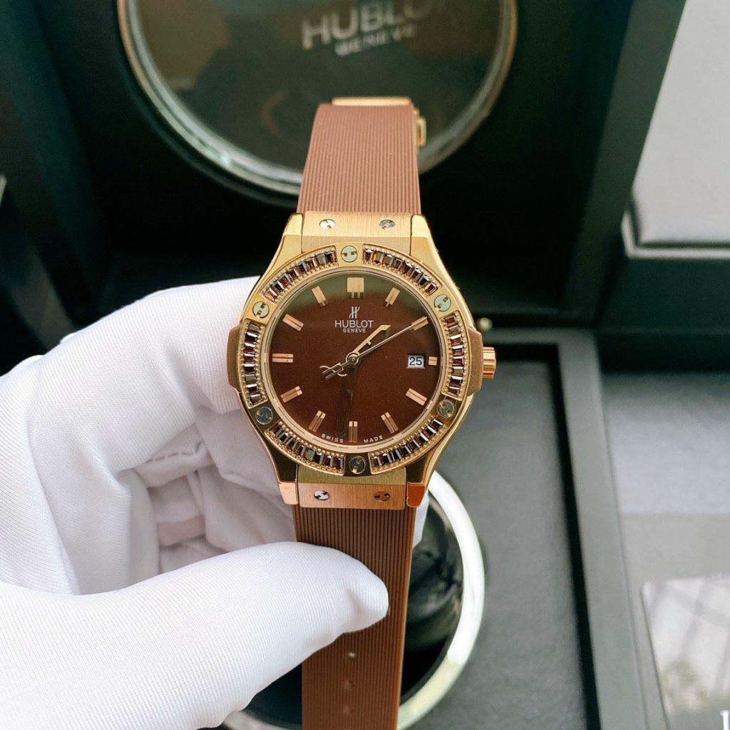 Đồng hồ Hublot nữ đính đá