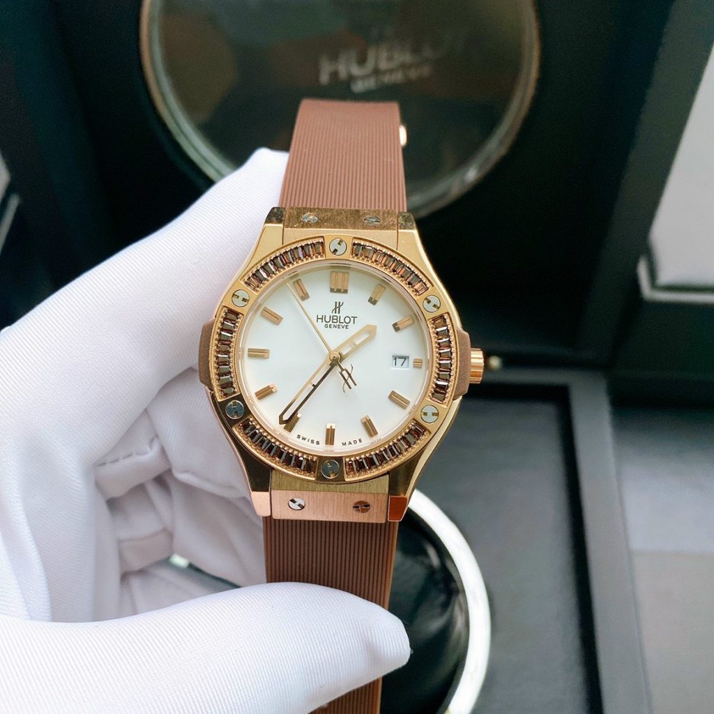 Đồng hồ Hublot nữ giá rẻ