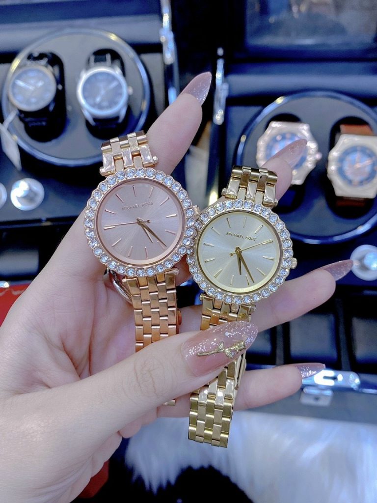 Đồng hồ Michael Kors sale
