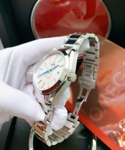 Đồng hồ Omega Seamaster super fake