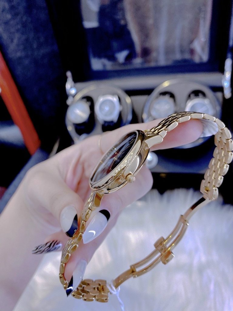 Đồng hồ Swarovski giá rẻ