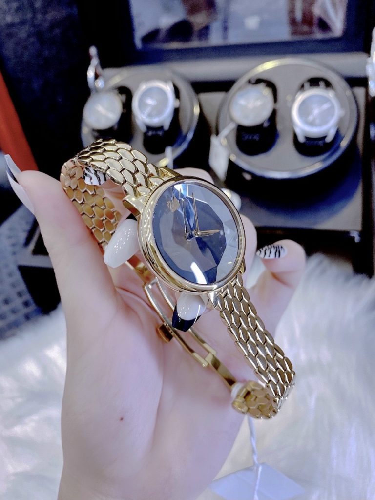 Đồng hồ Swarovski nữ dây kim loại