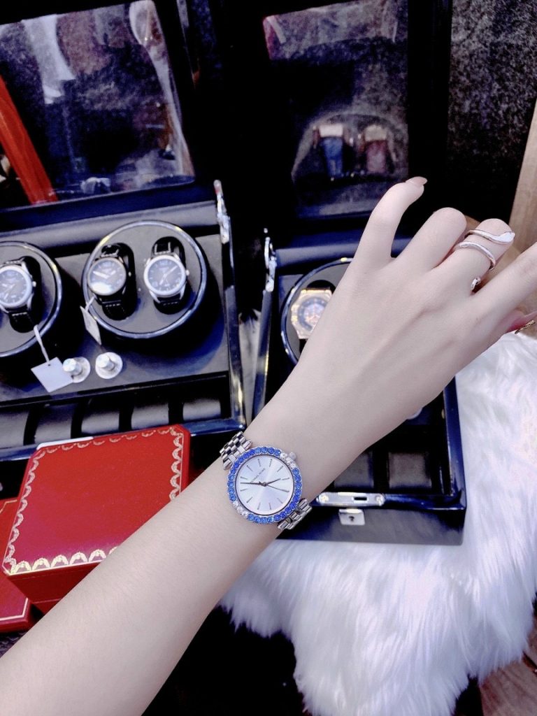 Đồng hồ nữ đính đá Michael Kors