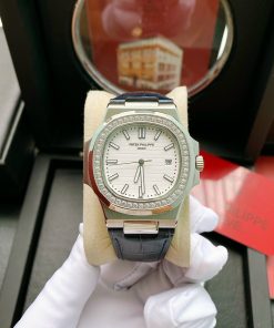 Đồng hồ Patek Philippe Nautilus