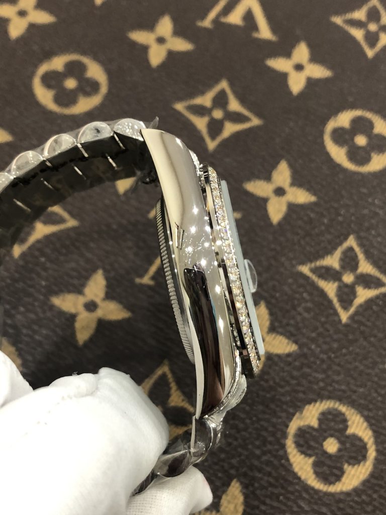 Đồng hồ Rolex giá rẻ