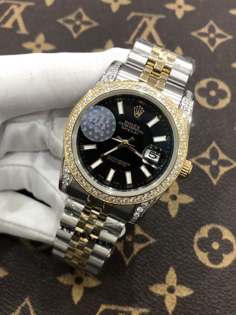 Đồng hồ nam dây kim loại Rolex