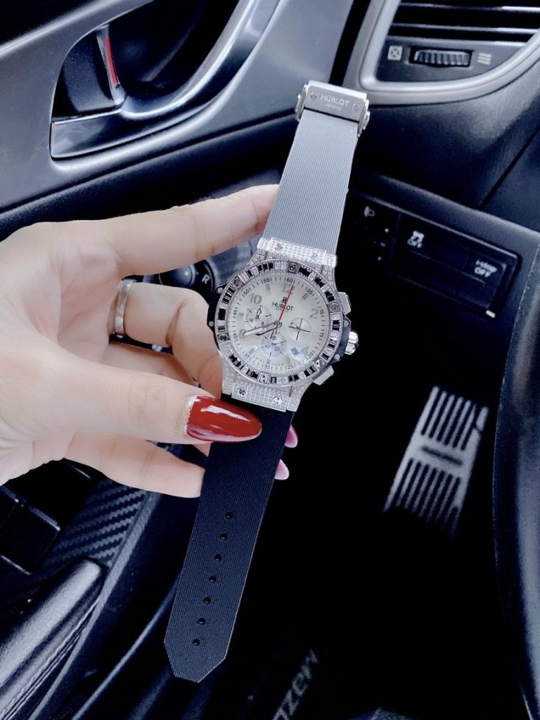 Đồng hồ Hublot đính đá