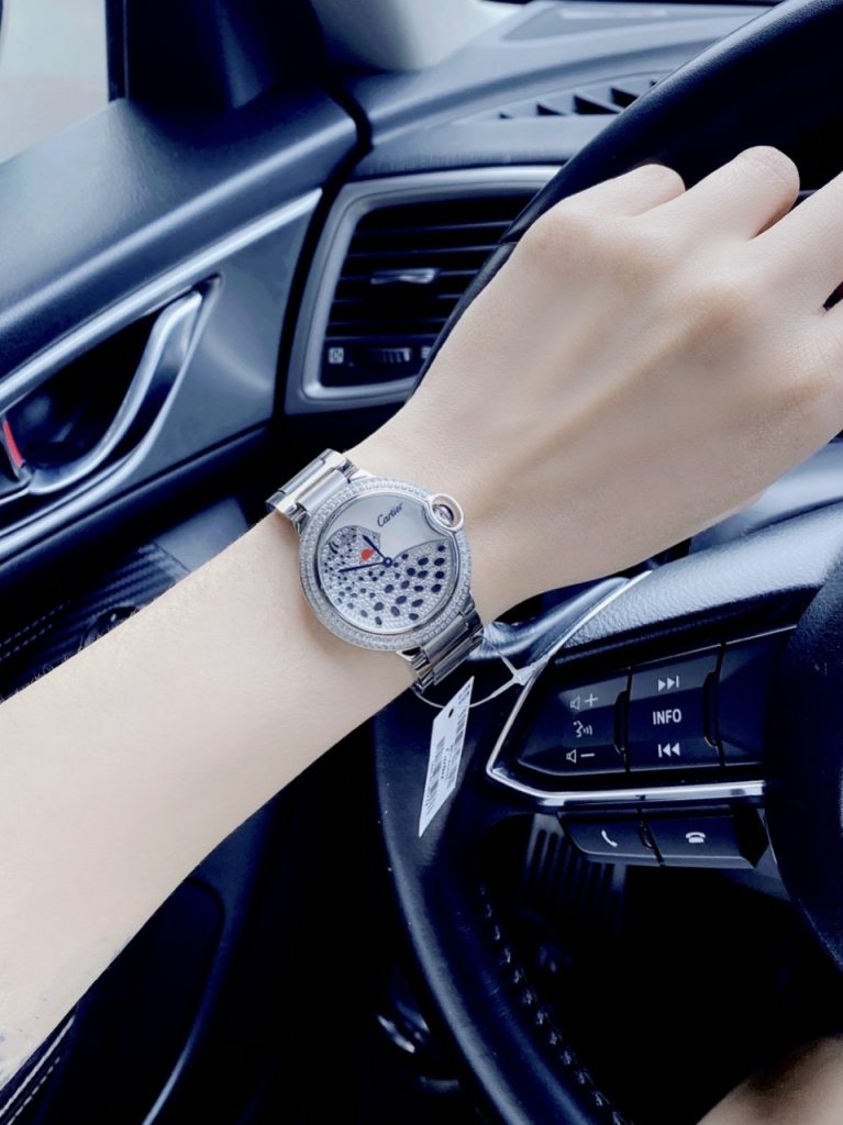 Đồng hồ Cartier đính đá