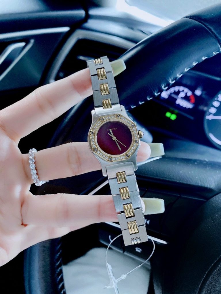 Đồng hồ Cartier nữ dây kim loại