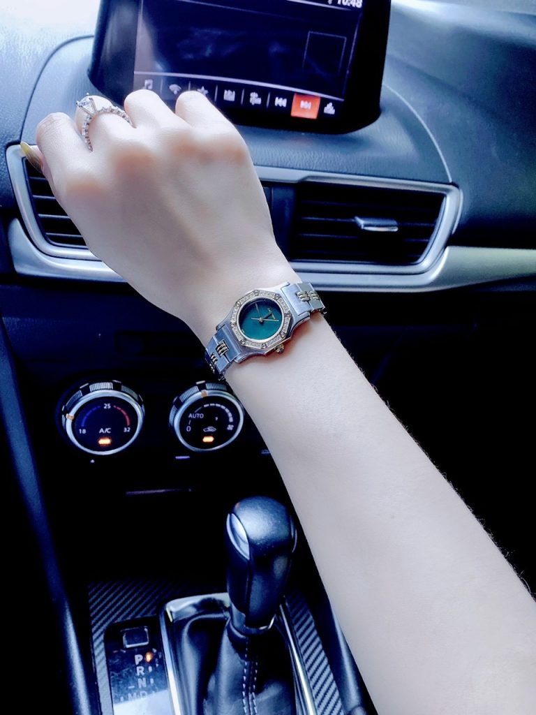 Đồng hồ Cartier nữ siêu cấp