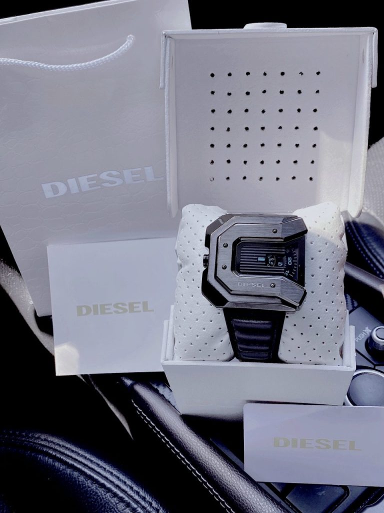 Đồng hồ Diesel DZ7385
