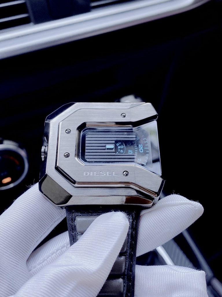 Đồng hồ Diesel like auth