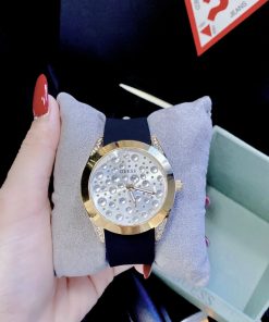 Đồng hồ Guess dây cao su màu đen