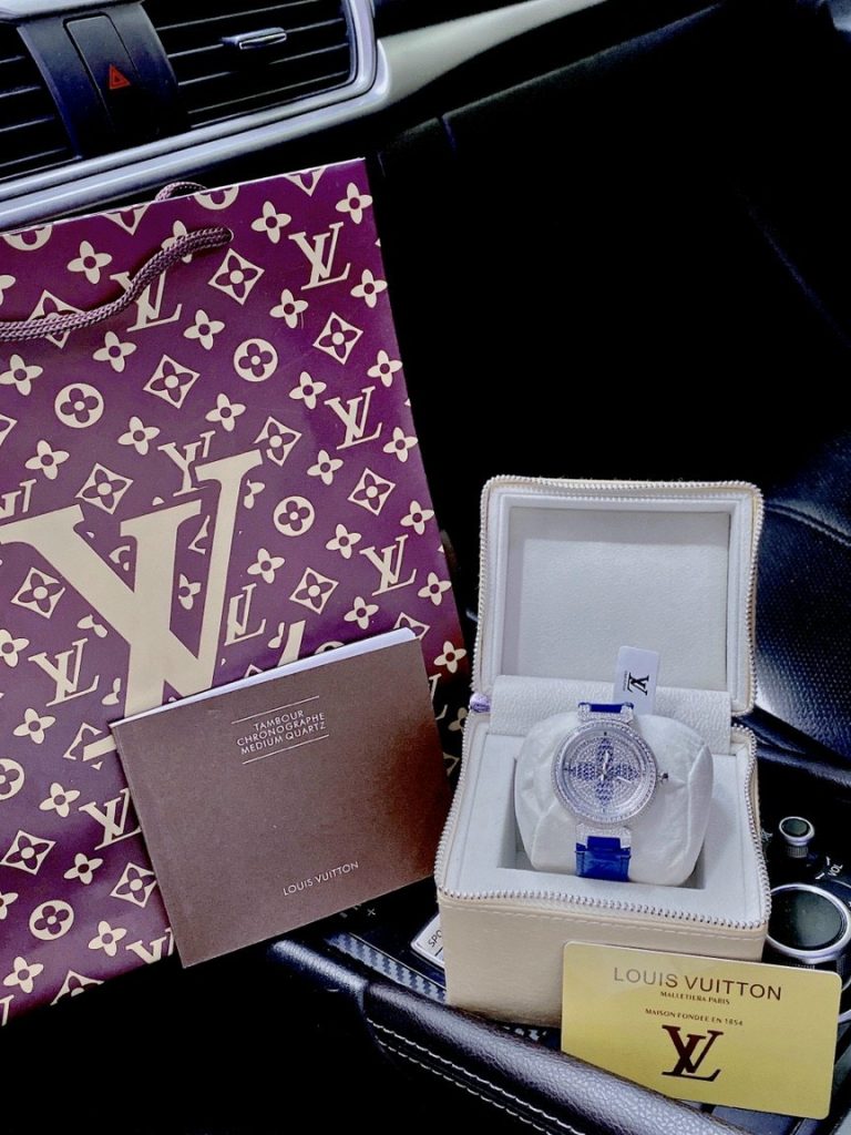 Đồng hồ LV nữ siêu cấp
