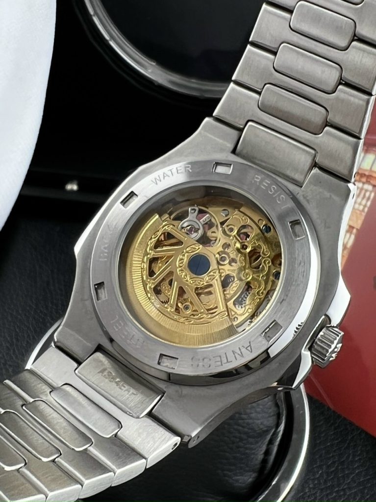 Đồng hồ Patek Philippe cơ automatic