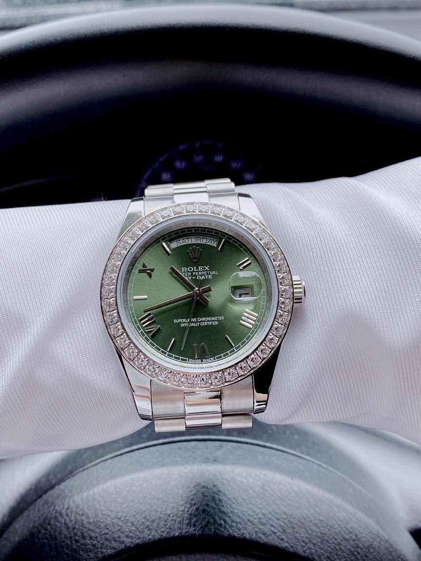 Đồng hồ Rolex đính đá Đồng hồ Rolex đính đá