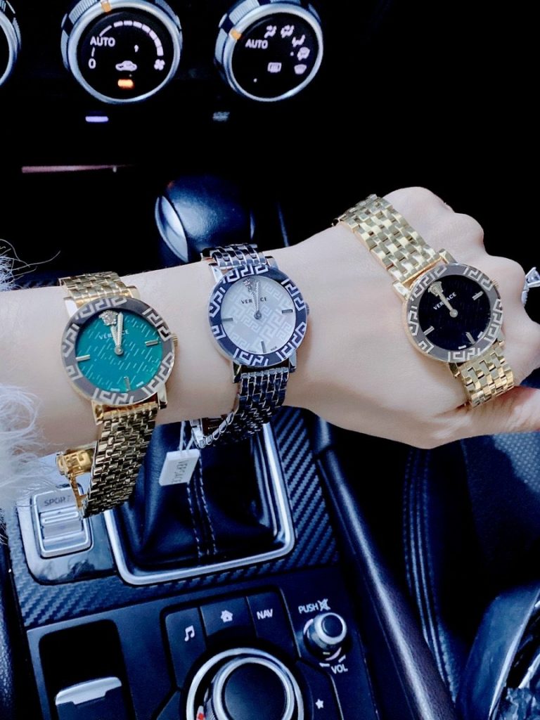 Đồng hồ Versace