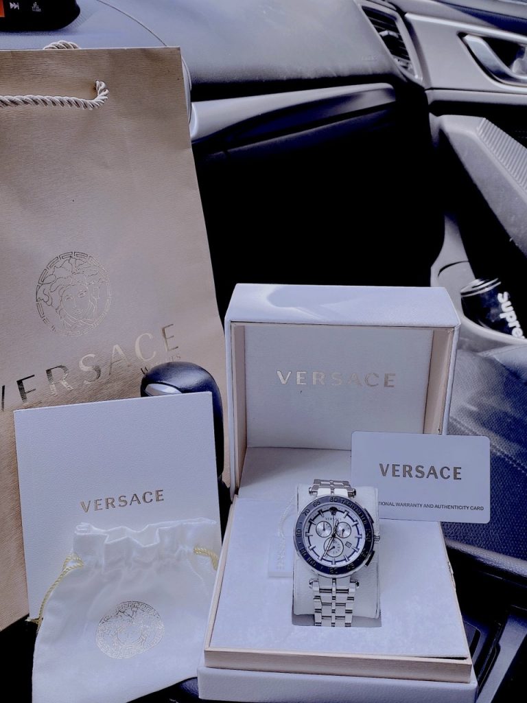 Đồng hồ Versace giá rẻ
