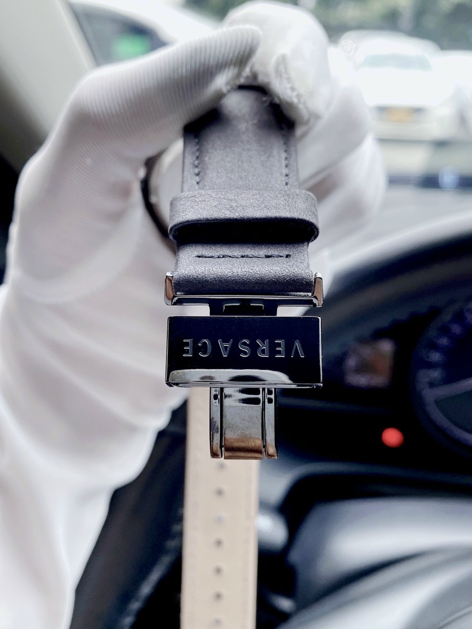 Đồng hồ Versace giá rẻ Đồng hồ Versace giá rẻ