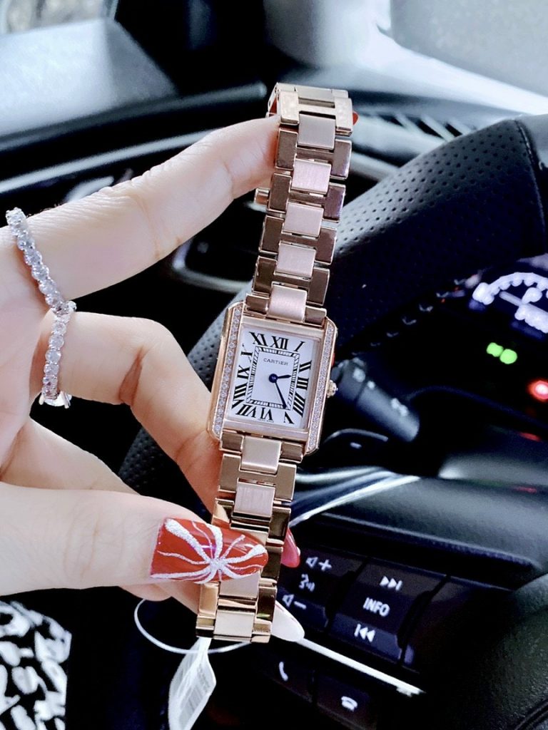 Đồng hồ Cartier nữ dây kim loại