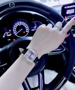 Đồng hồ Cartier nữ mặt vuông đính đá