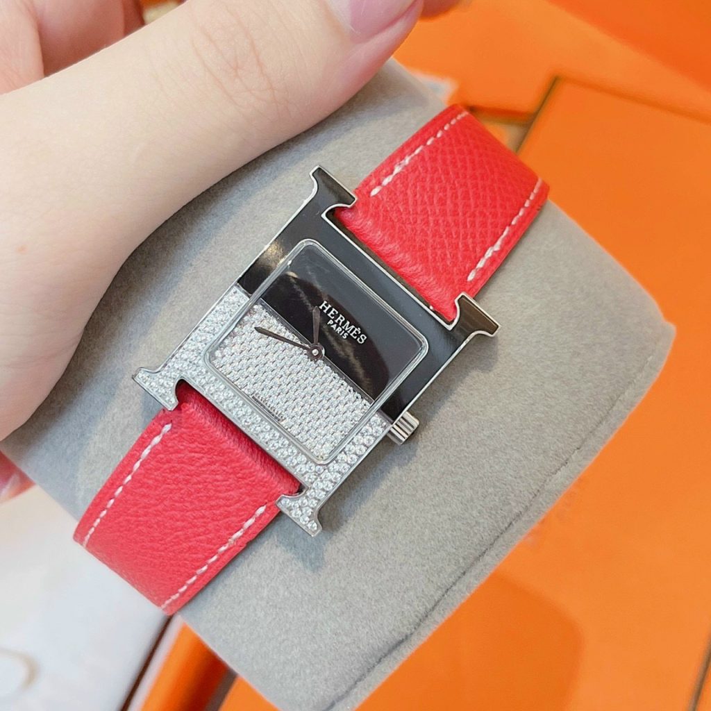 Đồng hồ Hermes nữ đính đá