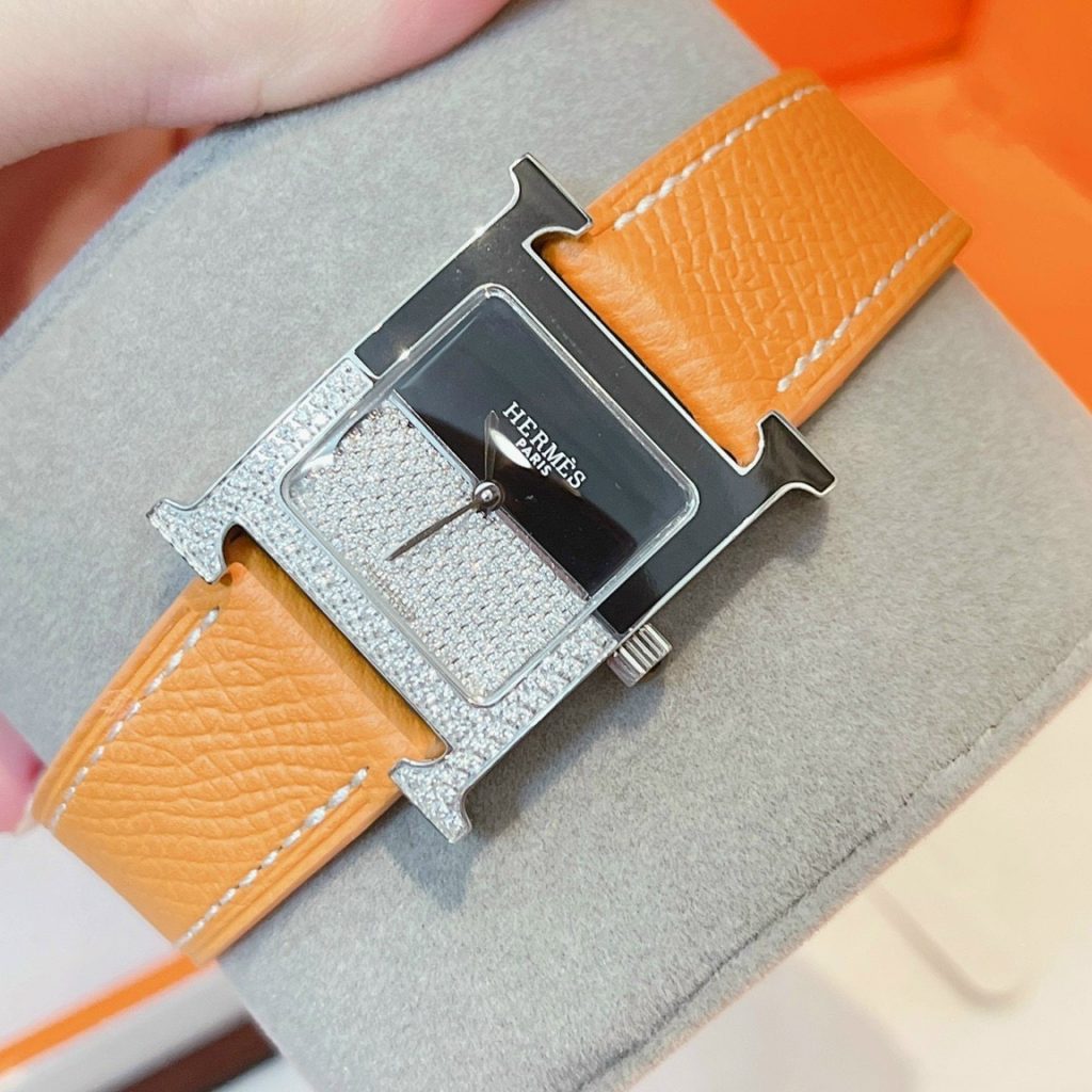 Đồng hồ Hermes nữ mặt vuông