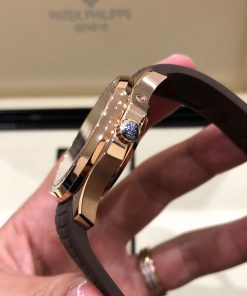 Đồng hồ Patek Philippe Aquanaut