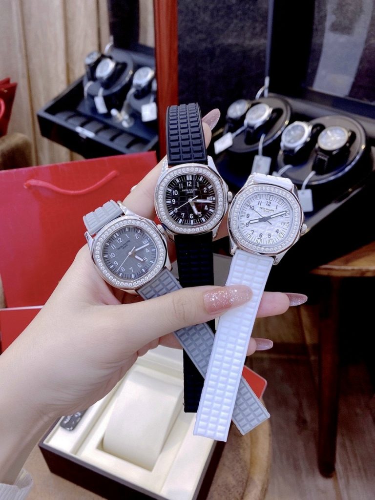 Đồng hồ Patek Philippe Nautilus nữ giá rẻ